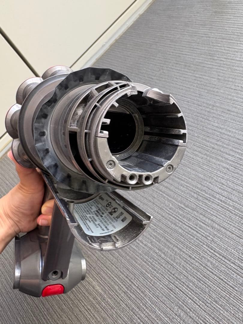 【中古品】Dyson♡SV18コードレスクリーナー