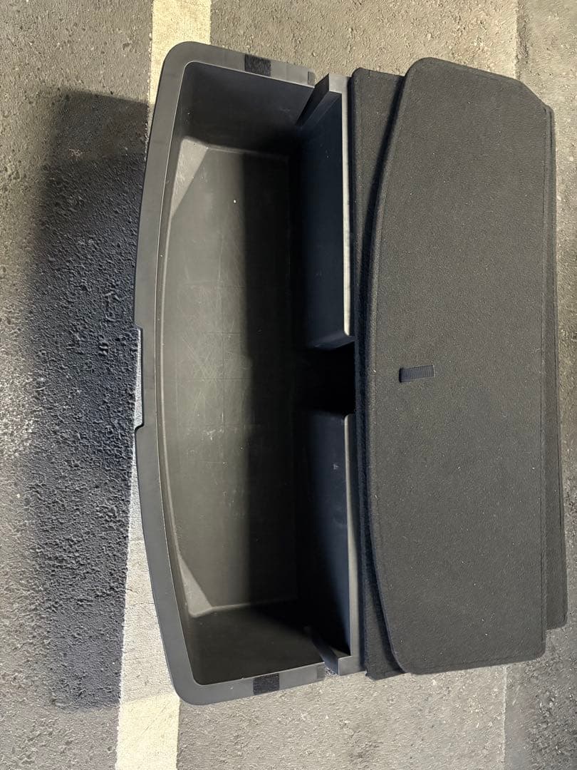 日産リーフ　ZE1 リヤアンダーボックス カーペット