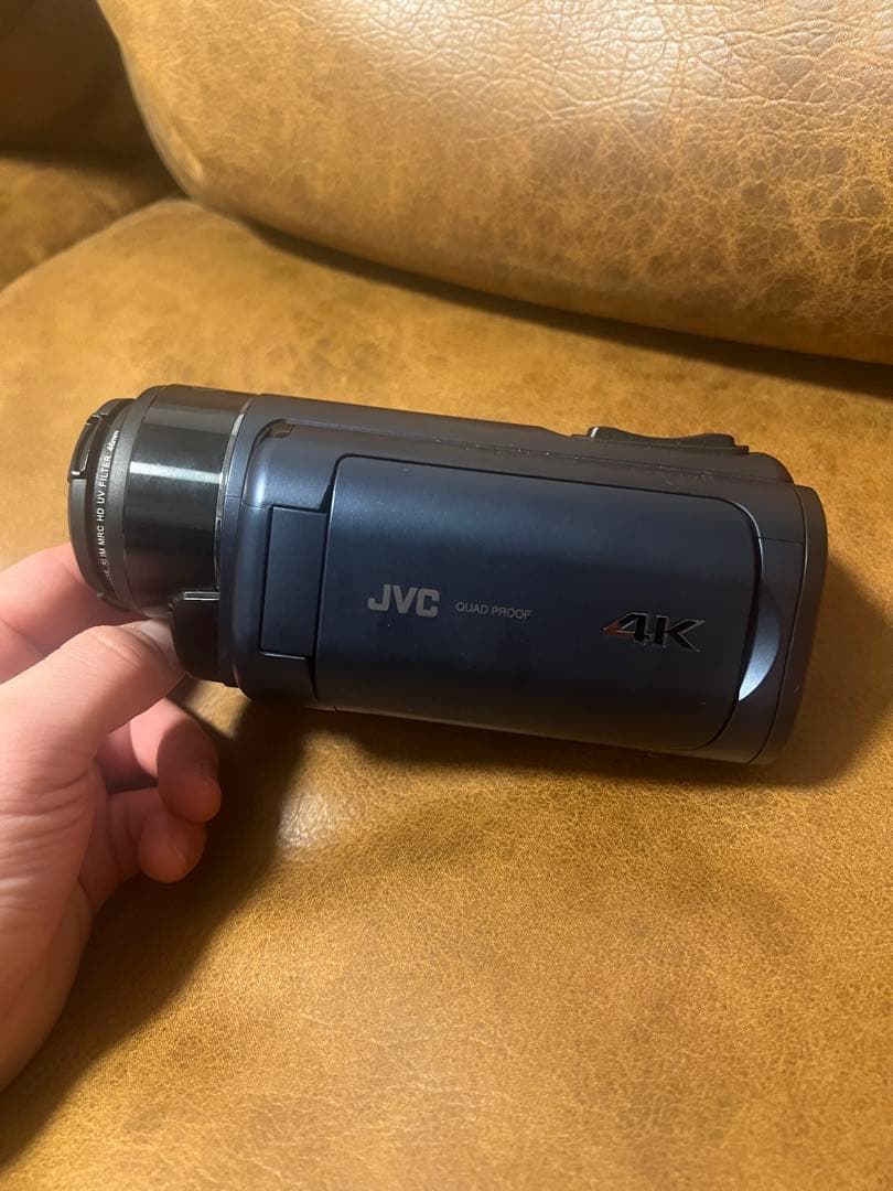 【毎日値下げ】JVC 4K 防水ビデオカメラ本体　GZ-RY980-A