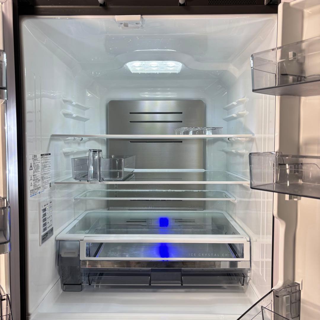 【大活躍✨】TOSHIBA 600L 冷蔵庫　良好　2022年製　自動ドア