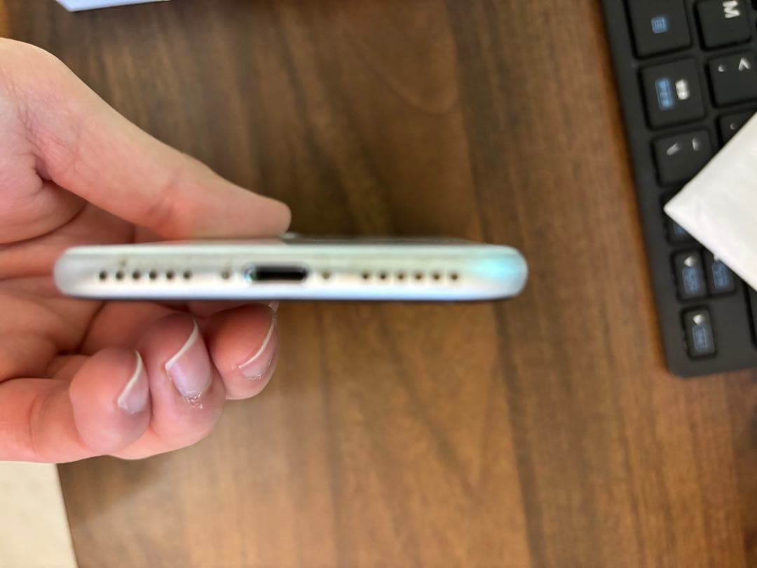 iPhone SE 第2世代 64GB SIMロックあり ワイモバイル 解約済