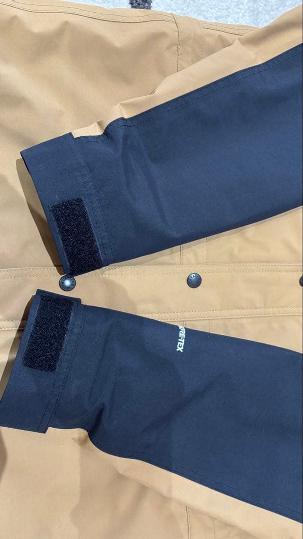 THE NORTH FACE マウンテンパーカー ブラウン・ブラック