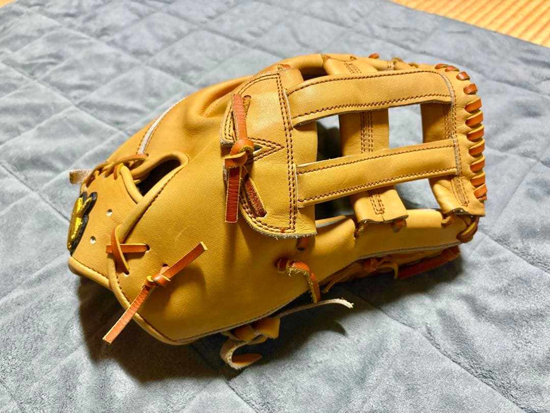 Atoms 硬式ファーストミット ヘルトンバック