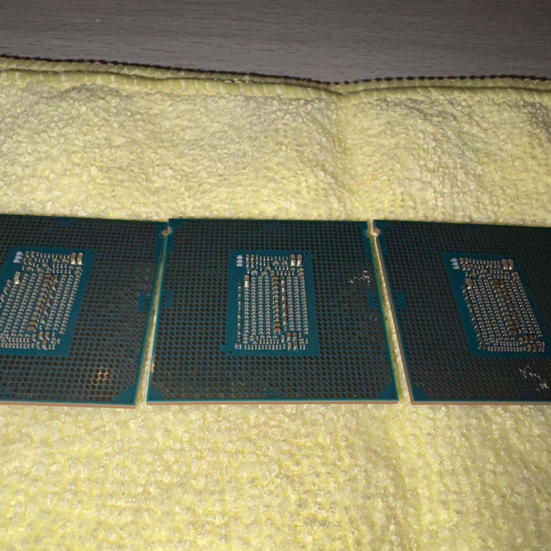 櫻山とん吉。Intel CPU まとめ売り i7 9700T他(中古品)