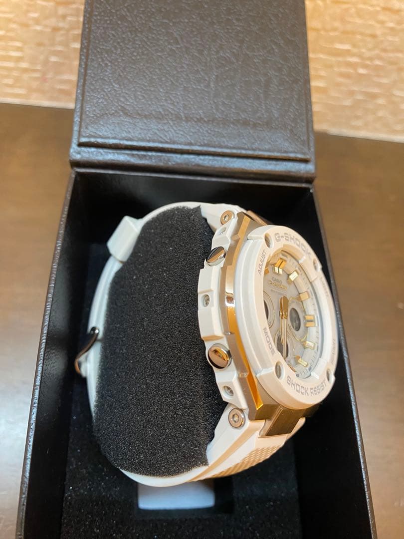 【新品同様極美品】GST-W300-7AJF G-SHOCK 電波ソーラー