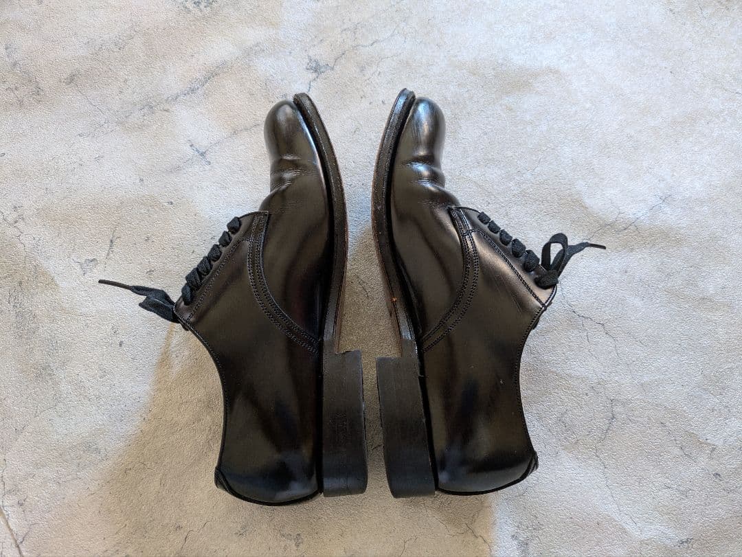 靴 HYKE LEATHER SHOES