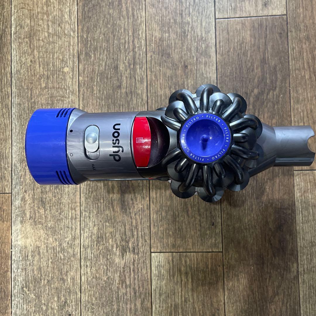 Dyson V7 fluffy コードレスクリーナー 各種アタッチメント充電器