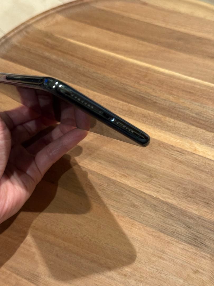 【美品】iPhone 11ProMaxミッドナイトグリーン本体256GB