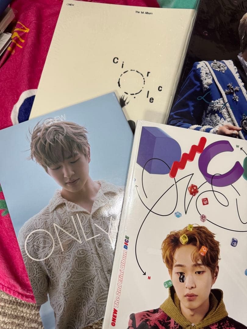 SHINee オニュ CD アクスタ お香 7点