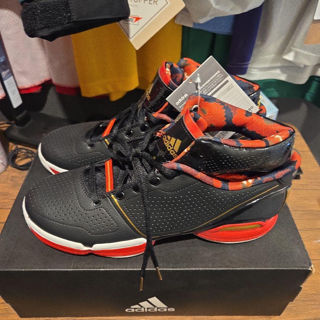 シューズ(男性用) adiZero Rose1