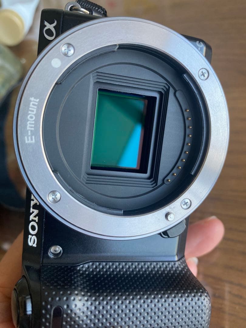 【美品】sony NEX-5T 16-50レンズ付き