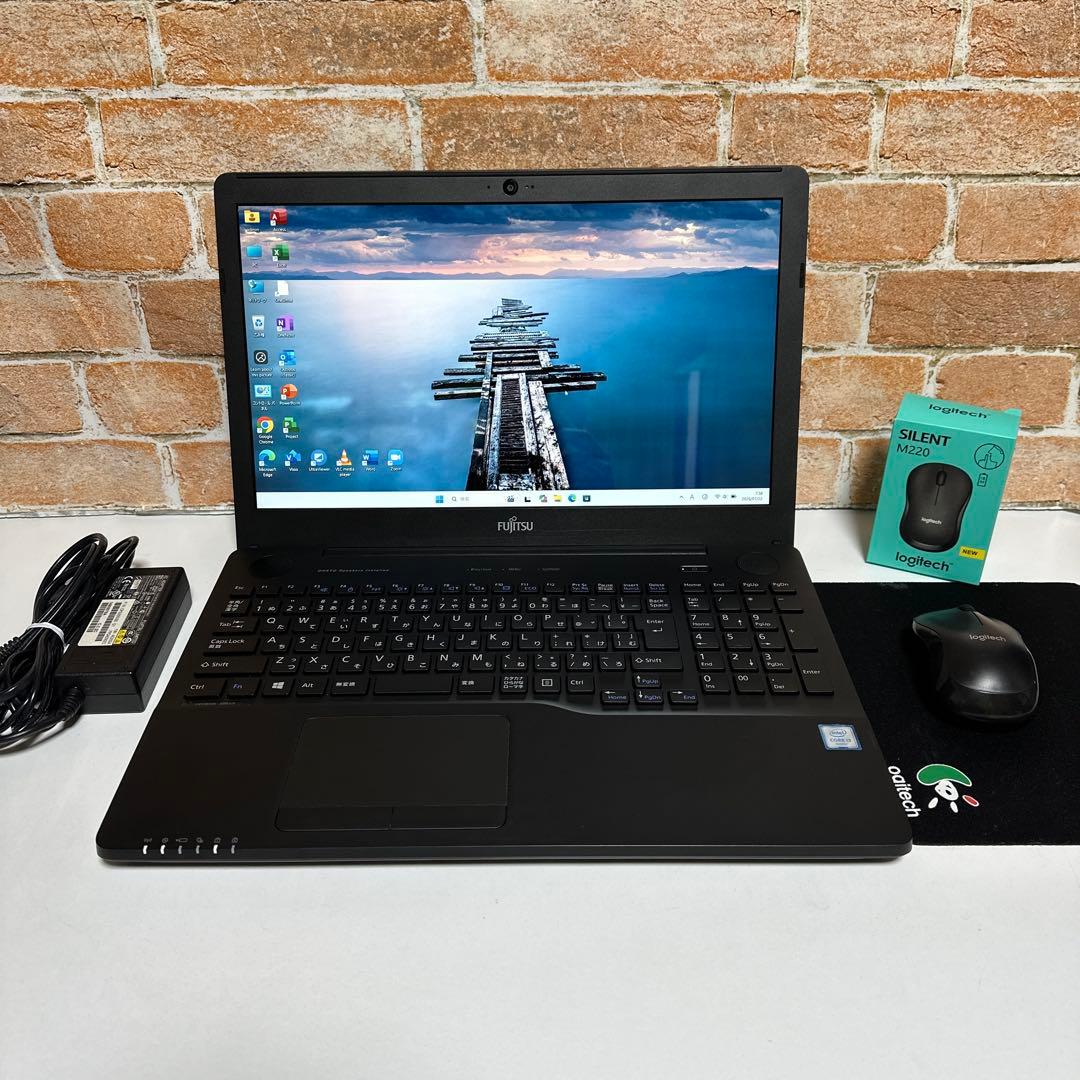 美品FHD画面 富士通 ノートPC 高速起動SSD Windows11オフィス付