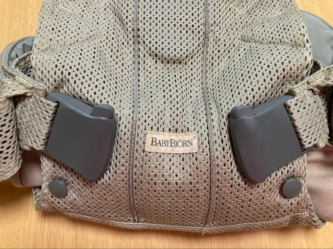 BABY BJORN　ワンエアー　グレーベージュ
