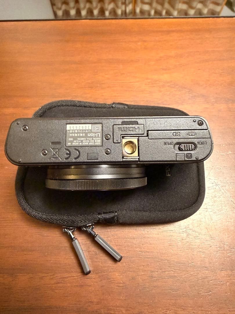 SONY Cyber-shot DSC-RX100 ソニー