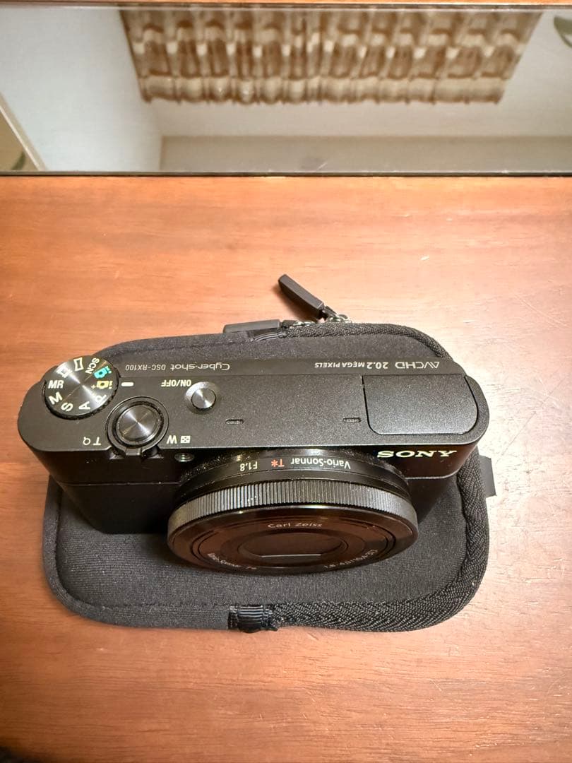 SONY Cyber-shot DSC-RX100 ソニー