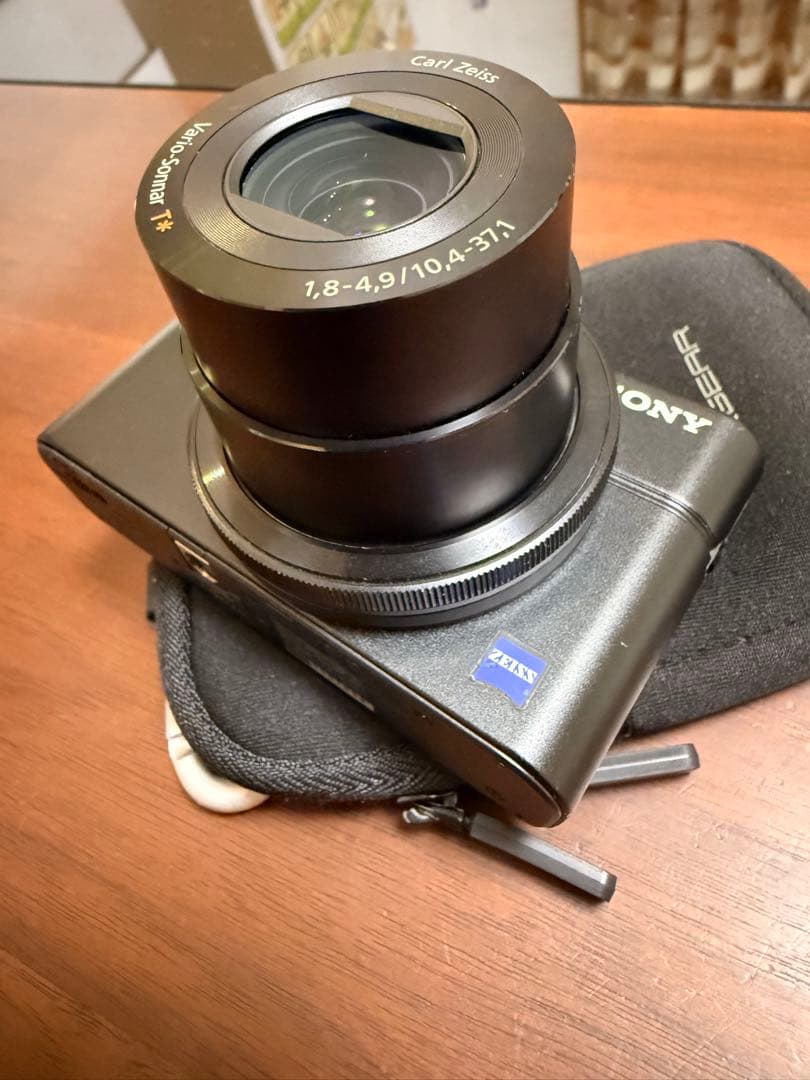 SONY Cyber-shot DSC-RX100 ソニー