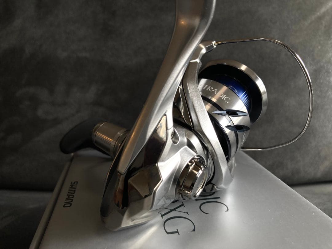 新品同様 シマノ(SHIMANO) 23 ストラディック C3000XG