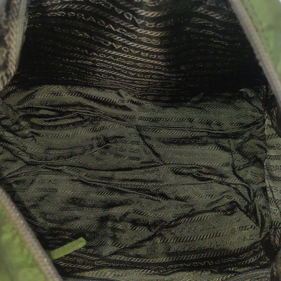 プラダ メッセンジャーバッグ レザー×ナイロン 三角ロゴ ベルト 緑系