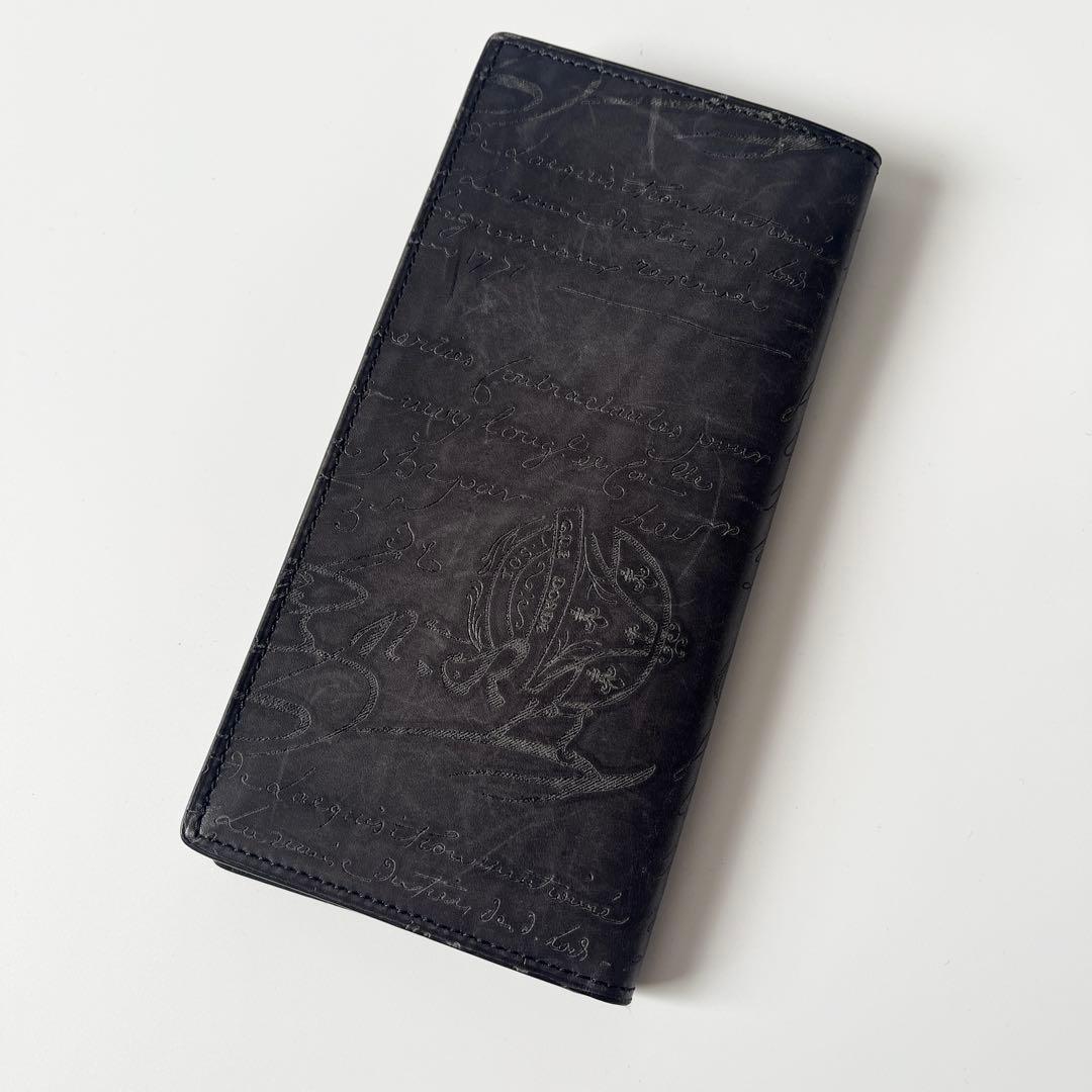 ベルルッティ　サンタル　スクリットレザー　ジップロングウォレット　濃茶色　メンズ