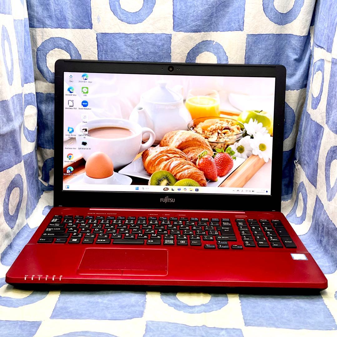 綺麗ブルーレイ♪快適SSD☆大人気赤ノートPC♡カメラ付き！第7世代☆Win11