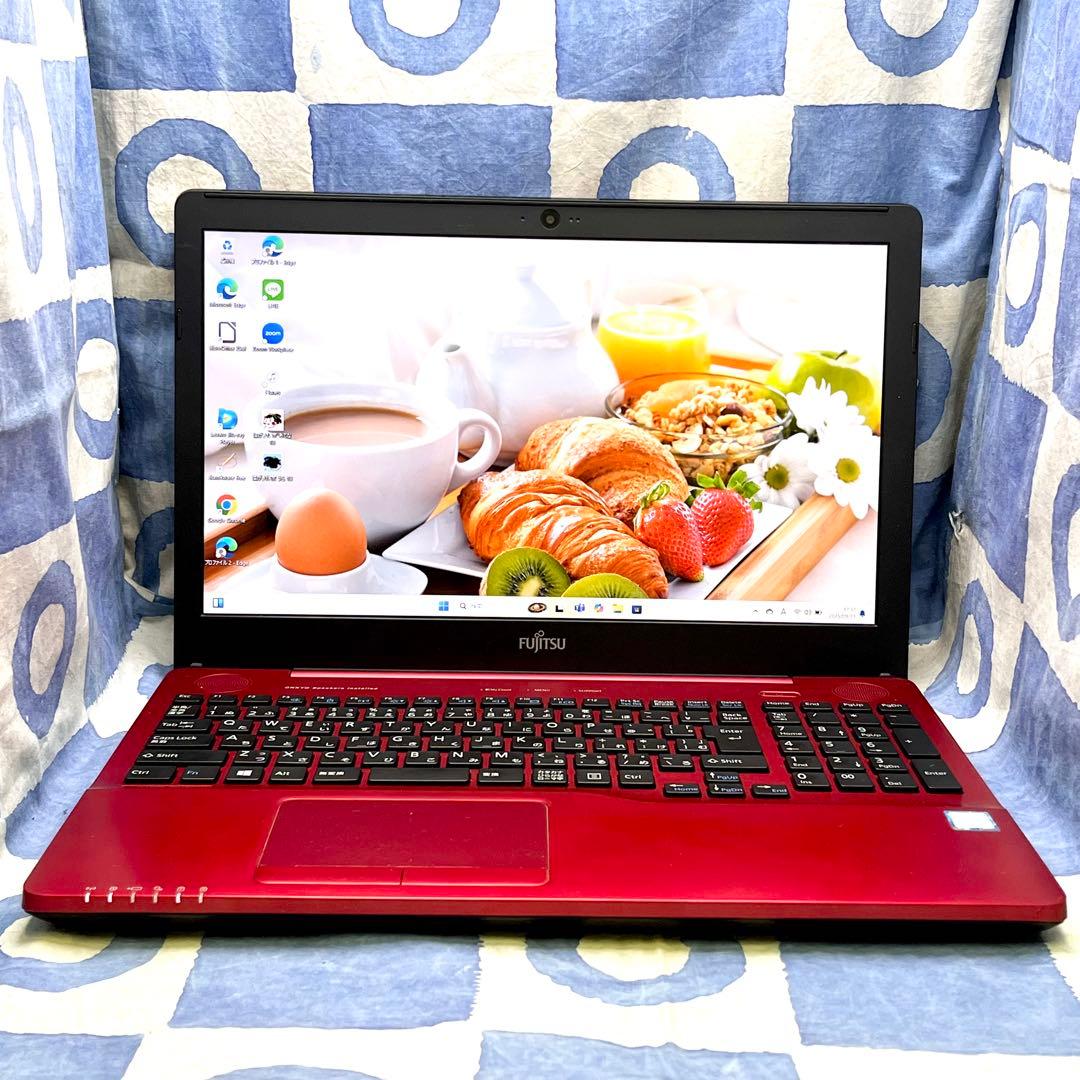 綺麗ブルーレイ♪快適SSD☆大人気赤ノートPC♡カメラ付き！第7世代☆Win11