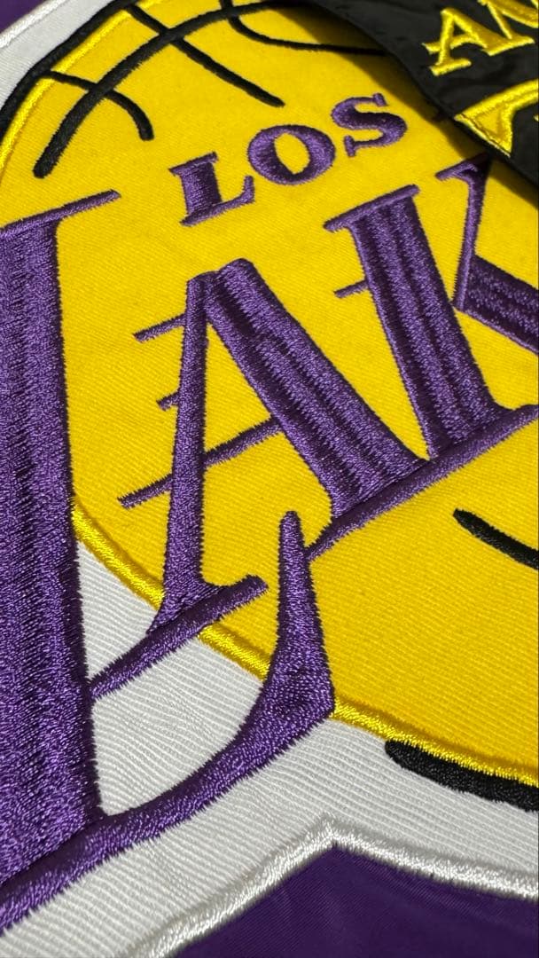 ロサンゼルス・レイカーズ ジャケット
