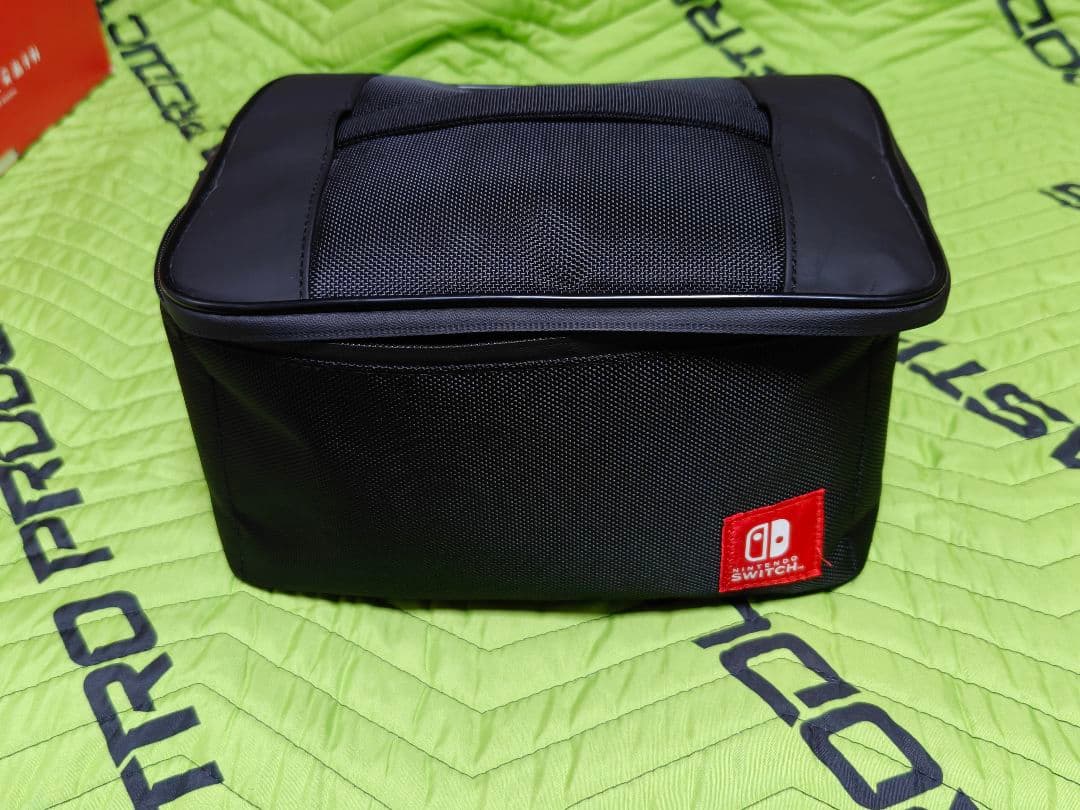 Nintendo Switch 本体 Joy-Con赤/青　バッグ付属