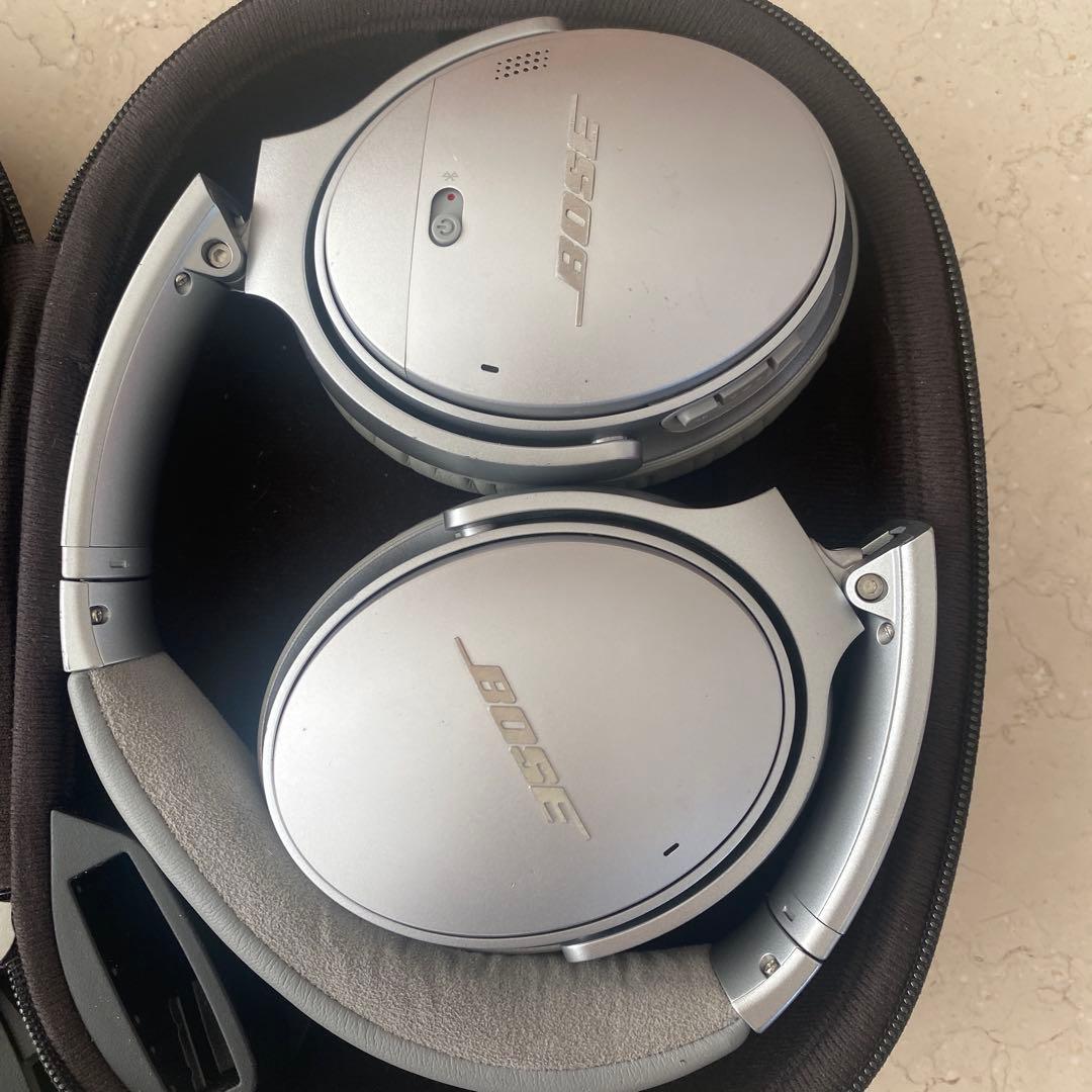Bose ワイヤレスヘッドホン シルバーQuiet comfort 35
