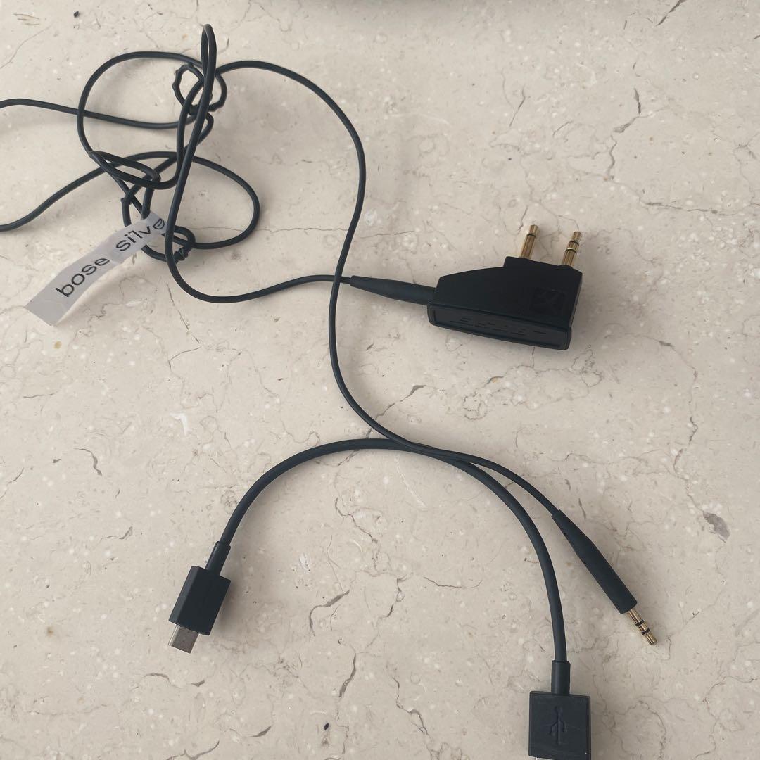 Bose ワイヤレスヘッドホン シルバーQuiet comfort 35