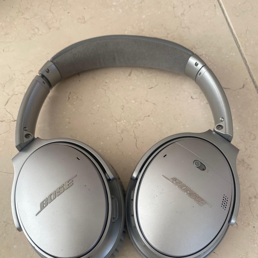Bose ワイヤレスヘッドホン シルバーQuiet comfort 35