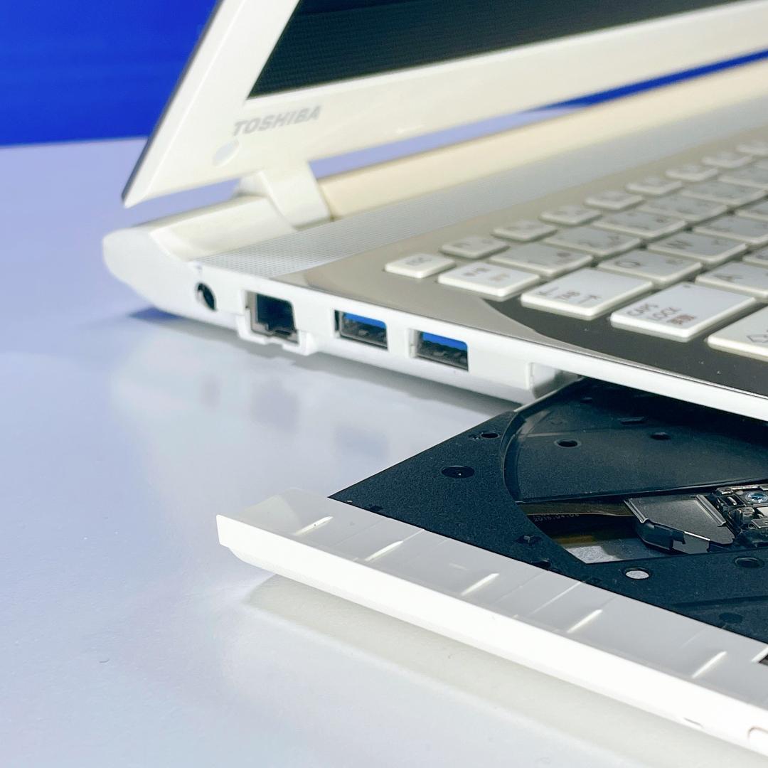 すぐ使える！Windows11✨快適SSD✨東芝ゴールドノートパソコン薄型カメラ