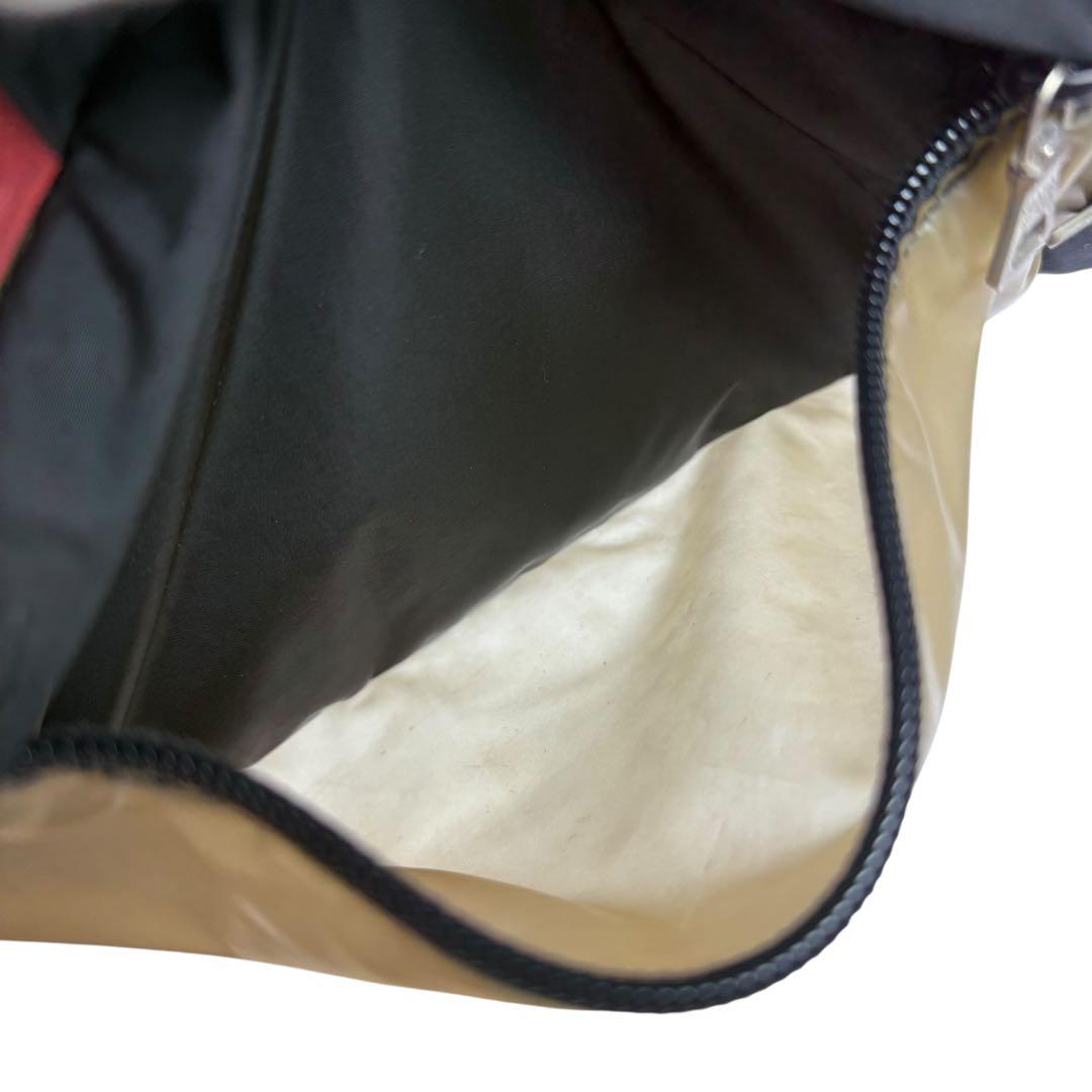 バッグ Archive 90s Prada Sport Body Bag Black