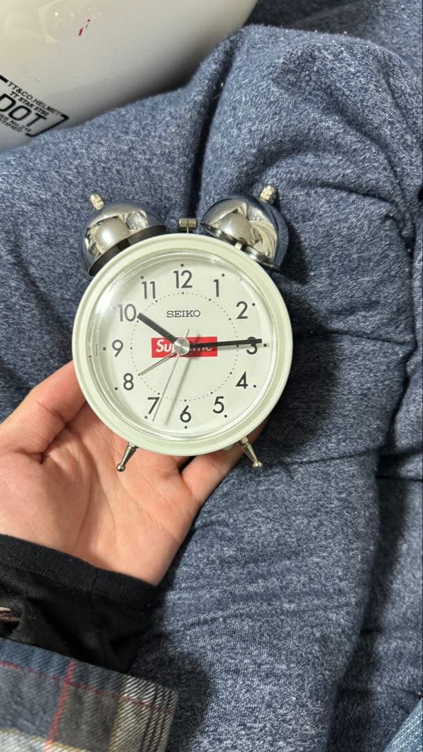 SEIKO　Supreme　置時計　目覚まし時計　箱付き
