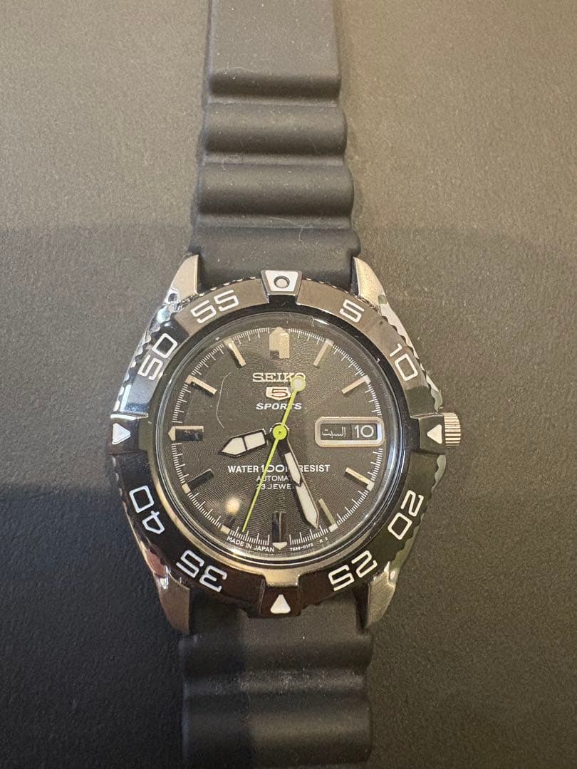 SEIKO 5自動巻きスポーツモデル 腕時計