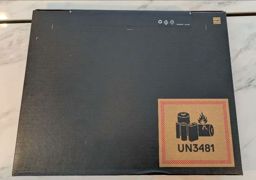 Dell XPS 13 9350 MX73 EWHB 新品未開封