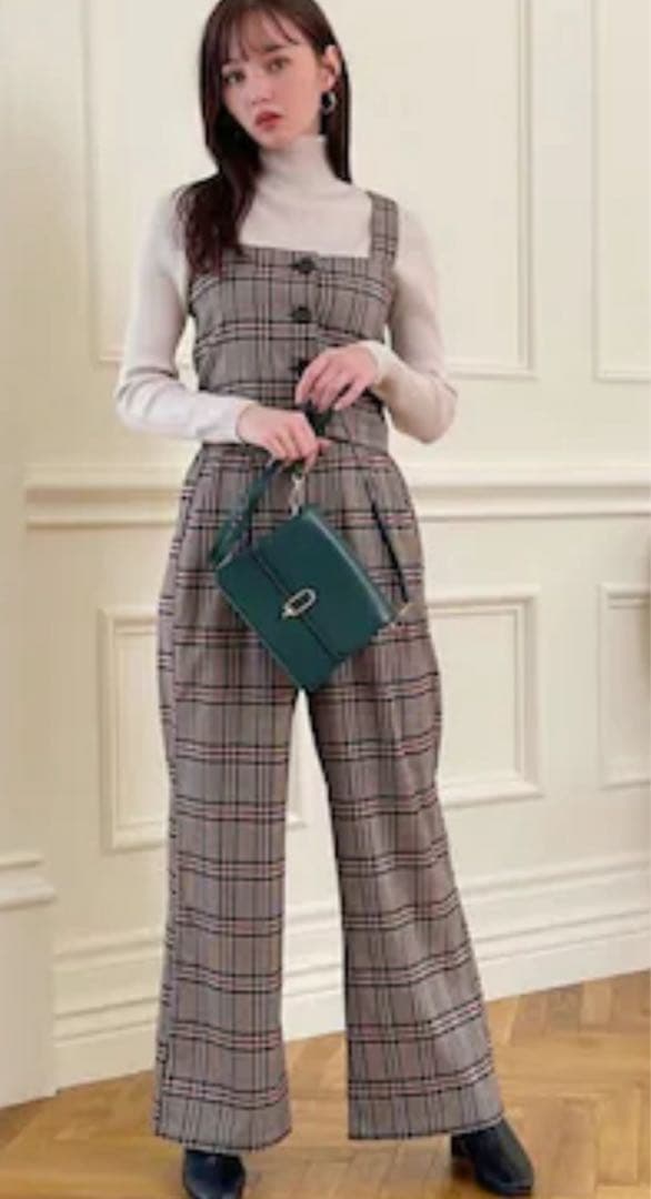 新品タグ付き　シャーリーテンプル　チェック柄フリルセットアップ 150cm