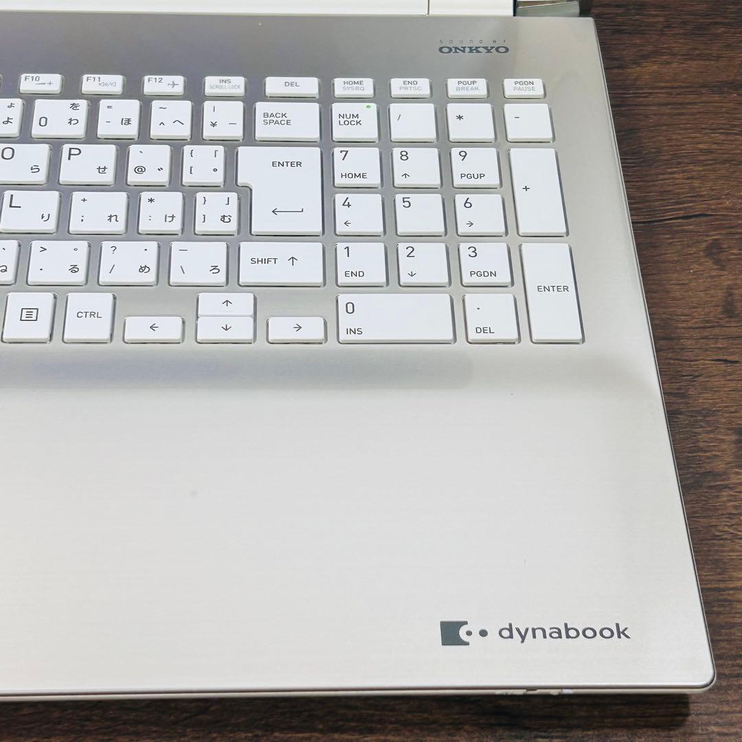 Corei7✨爆速SSD＆16GB✨ Windows11✨ゴールド東芝ノートPC