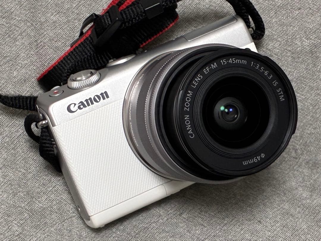 ⭐️極美品⭐️元箱付き⭐️Canon EOS M100 ダブルズームキット ホワイト