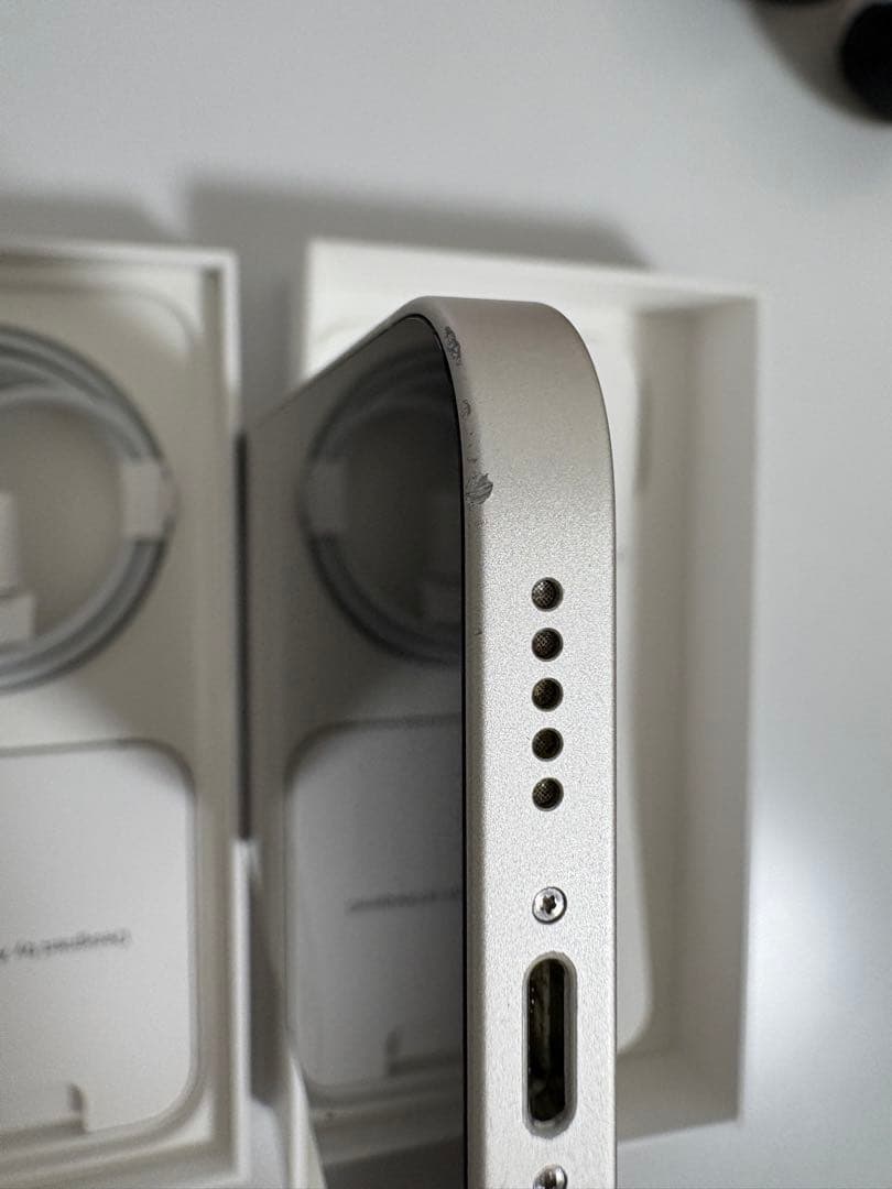 iPhone 12 128GB ホワイト　SIMフリー