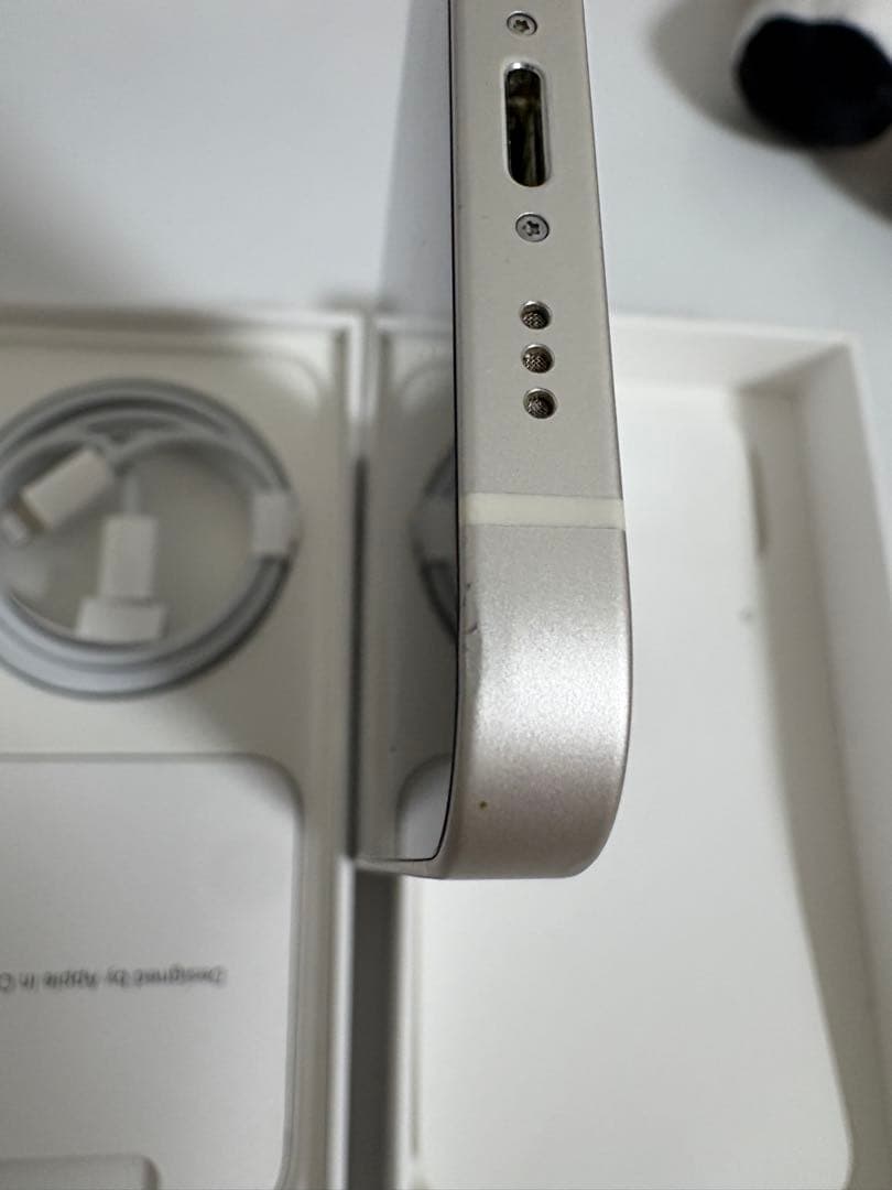 iPhone 12 128GB ホワイト　SIMフリー