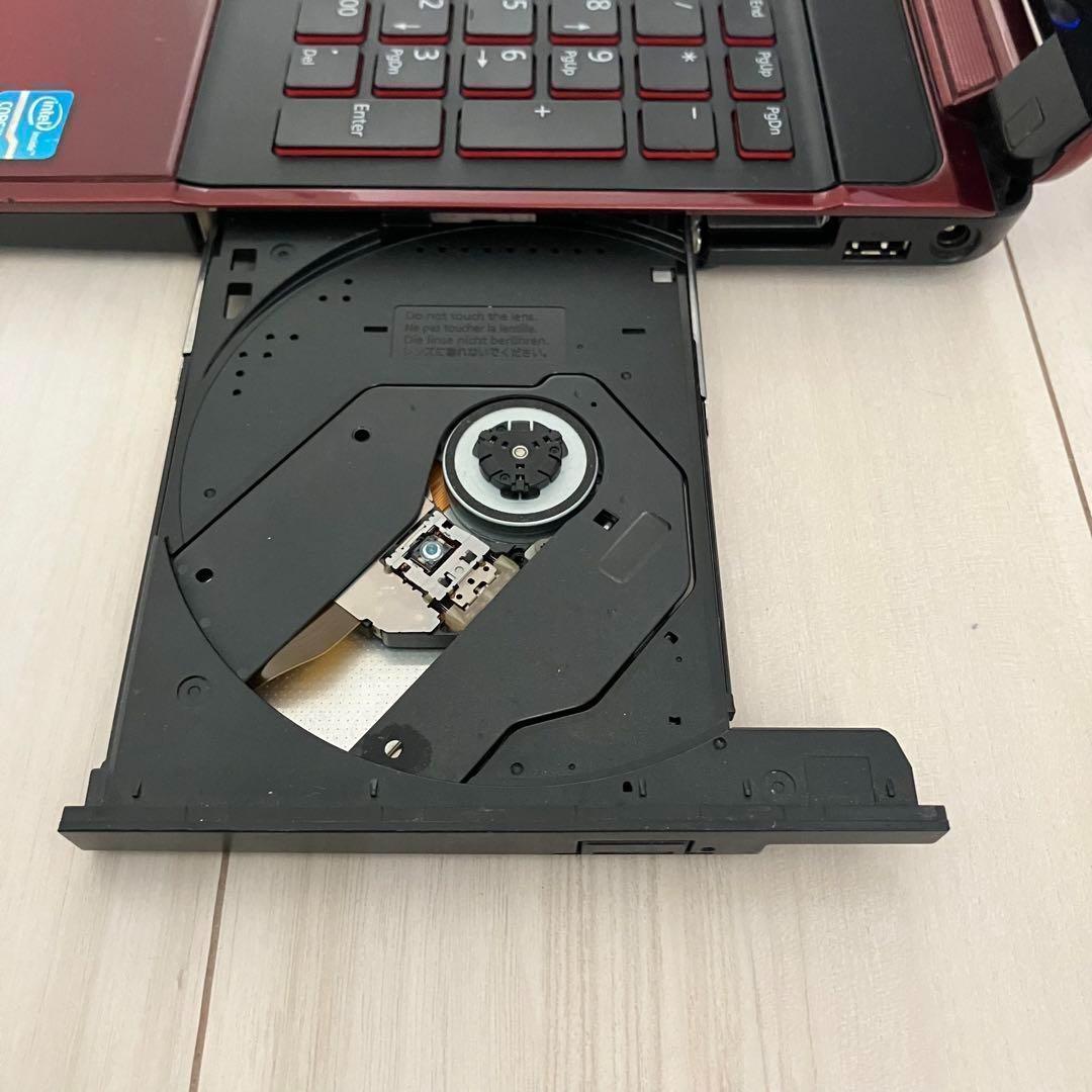 【Windows10】ノートパソコン　富士通　おしゃれな赤 マウスつき 大画面