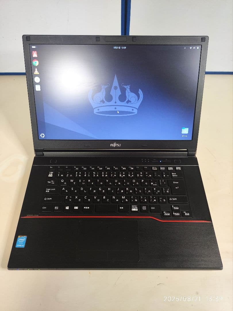 Ubuntu24.04 LTS 富士通 LIFEBOOK アダプター付き