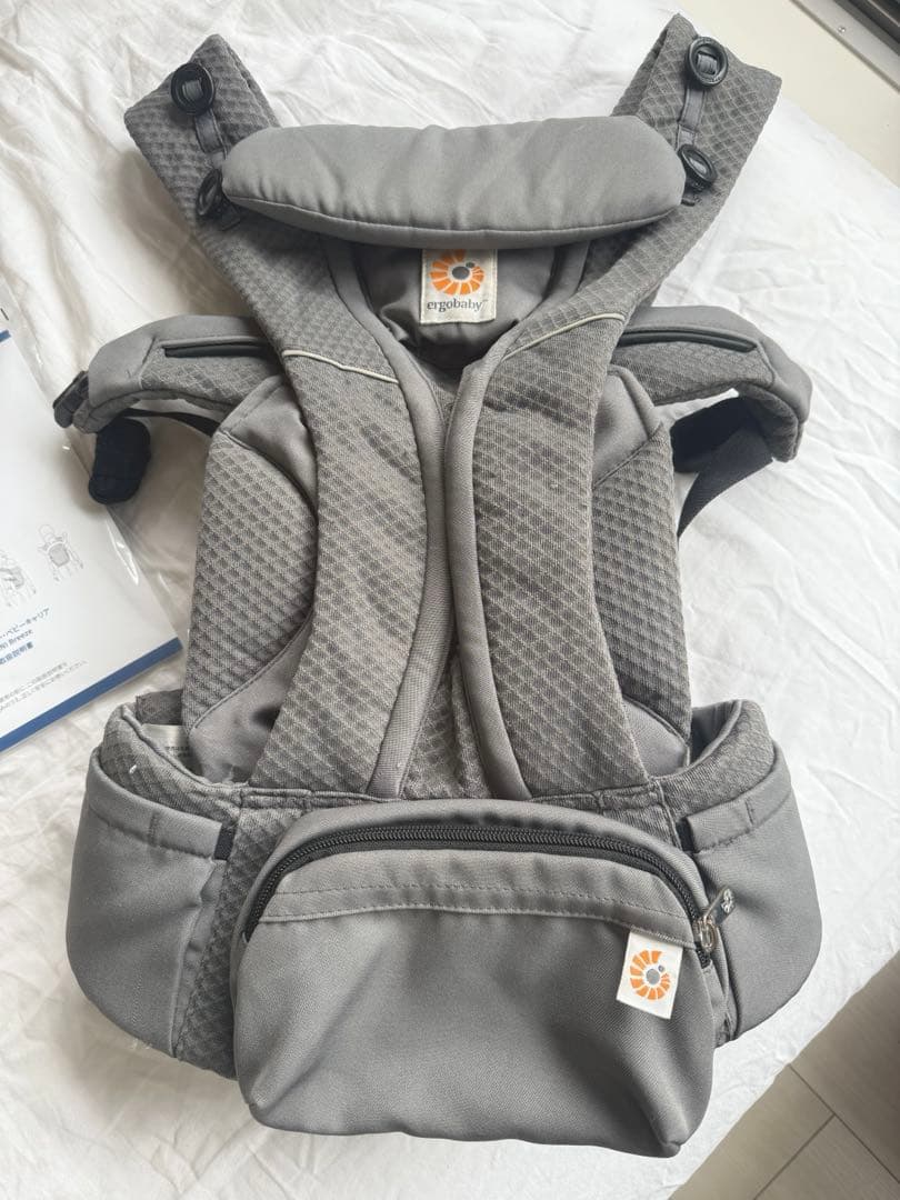 エルゴベビー　ベビーキャリア OMNI Breeze グラファイトグレー