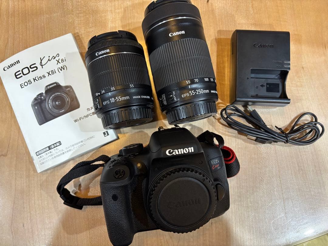 Canon EOS Kiss X8i レンズ2本付き