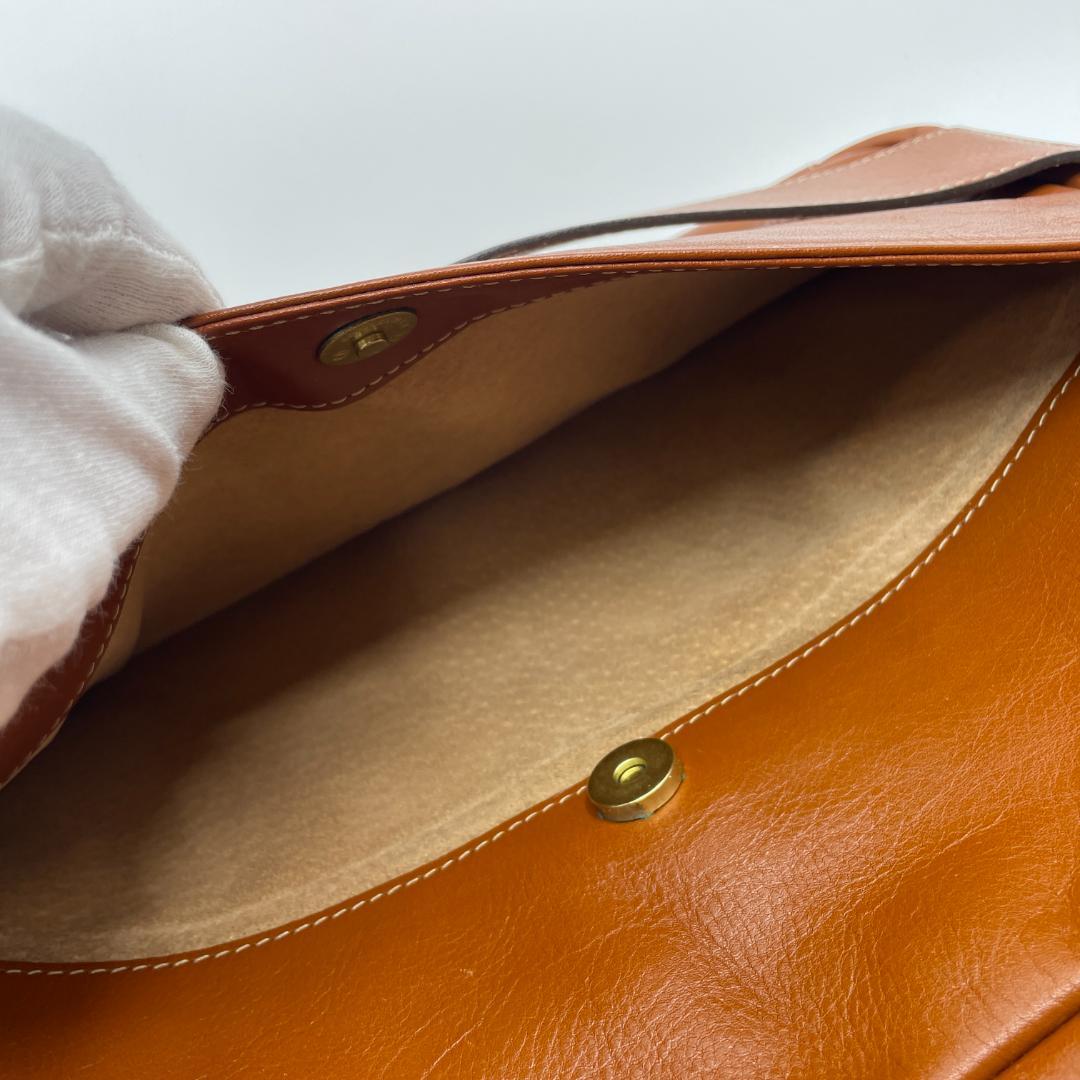 土屋鞄 ショルダーバッグ　メッセンジャーバッグ　ブラウン　レザー　スクエア