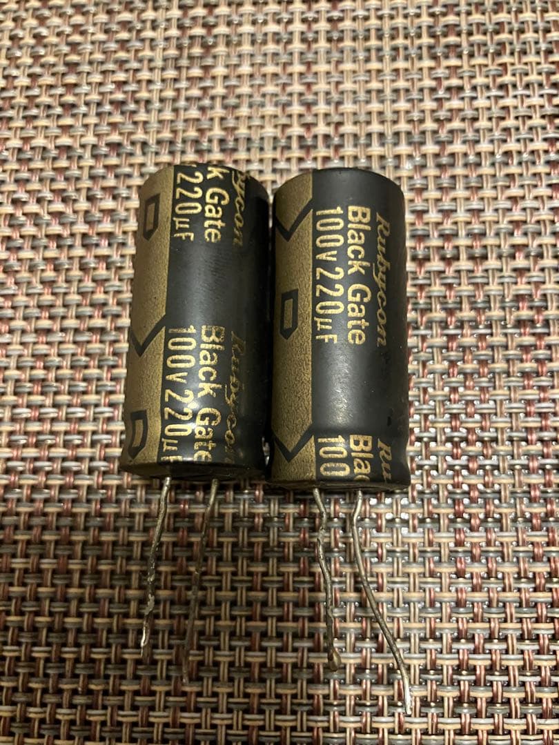 Rubycon blackgate コンデンサー 100V 220μF セット