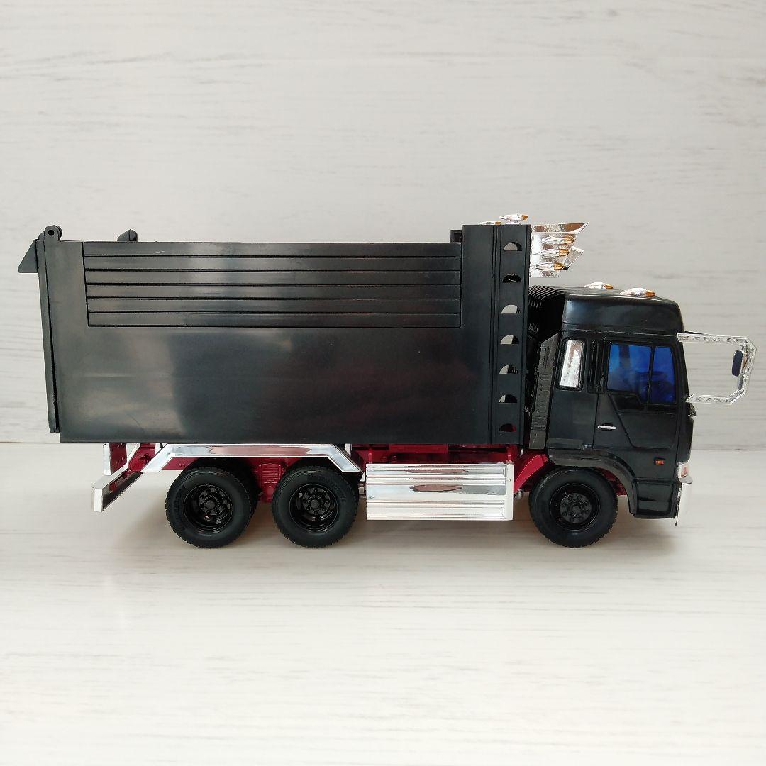 プラモデルデコトラ1/32 深箱ダンプ完成品