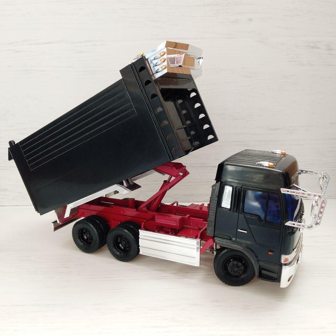 プラモデルデコトラ1/32 深箱ダンプ完成品