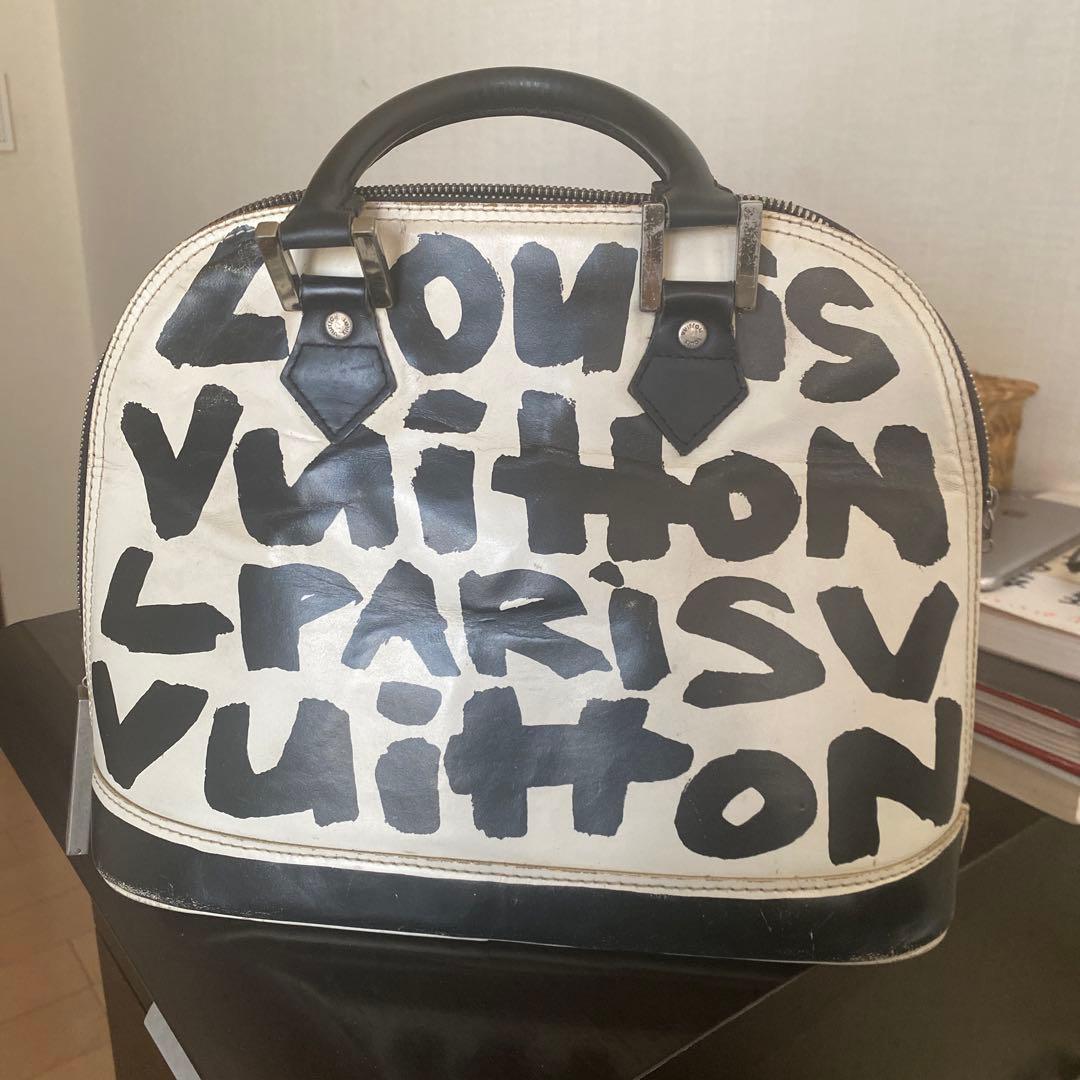 Louis Vuitton グラフィティ ハンドバッグ