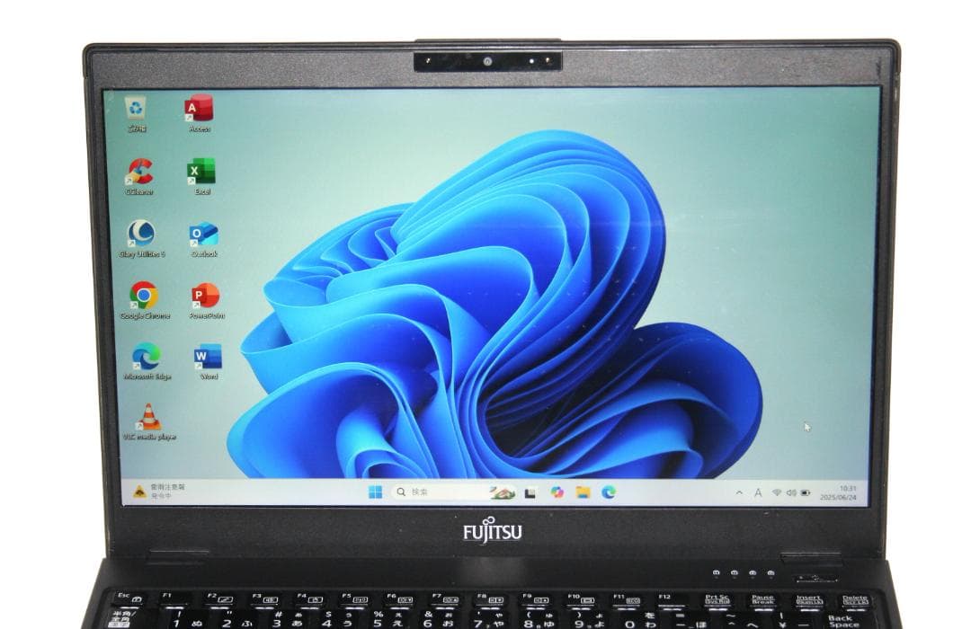 軽量 富士通 U939/B i5-8365U SSD256GB オフィス365